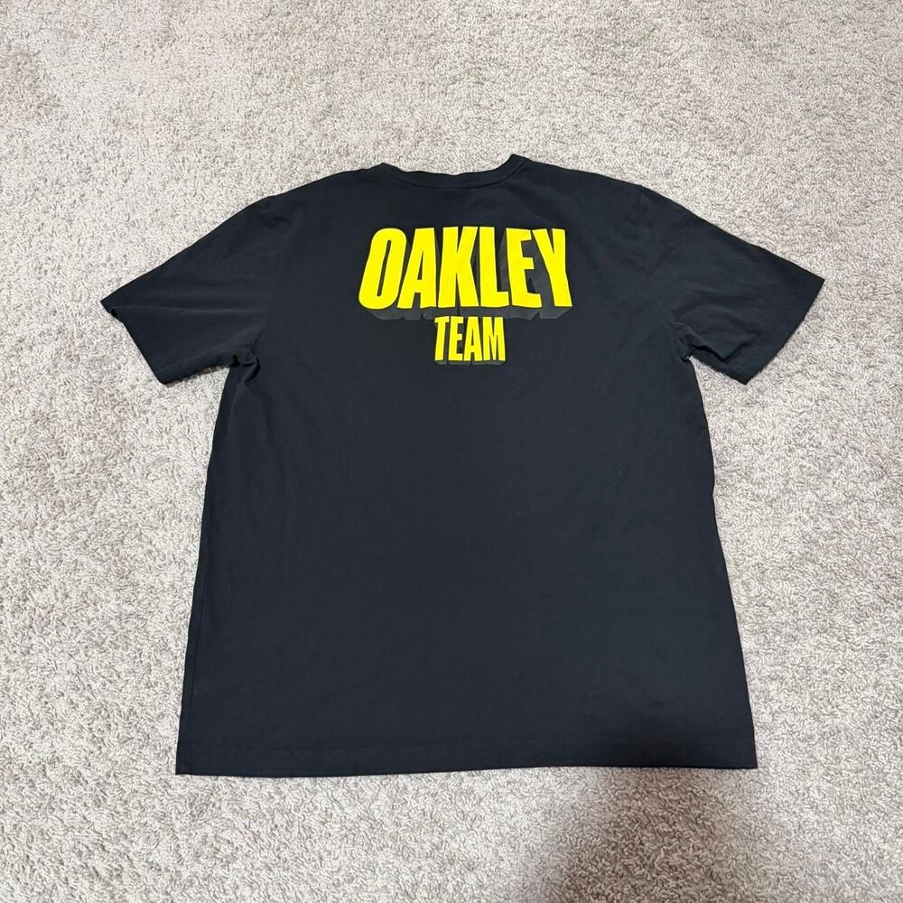 Oakley Men's Black T-shirt